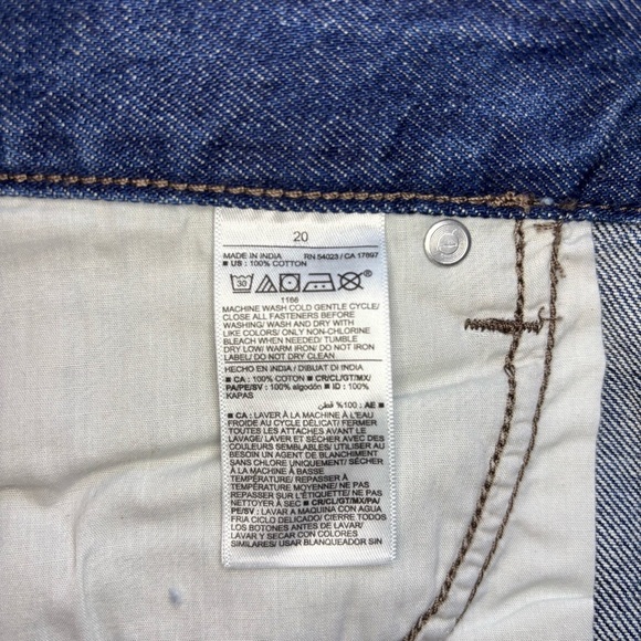 NWT Old Navy Women’s High-waisted Slouchy Straight Cut-off Jean Shorts S… - Picture 9 of 9